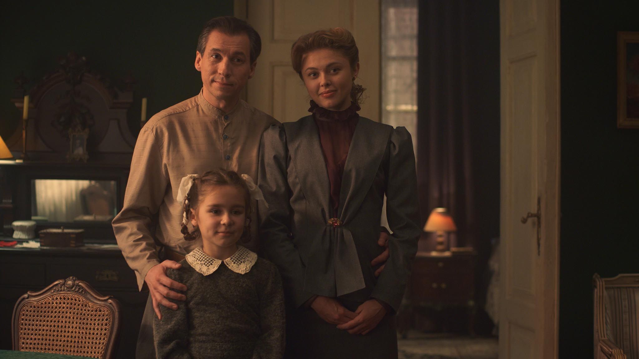 Щедрик фільм 2023 - чому зйомки відбулись не в Івано-Франківську Щедрик фільм 2023 - чому зйомки відбулись не в Івано-Франківську