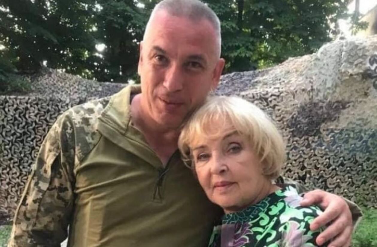 Ада Роговцева вшагувала пам’ять українського воїна – останнє фото з Валерією Гудзем Ада Роговцева вшагувала пам’ять українського воїна – останнє фото з Валерією Гудзем