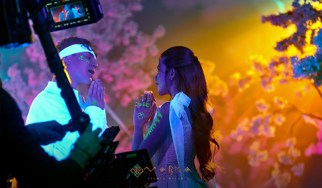 День Валентина – Пивоваров и Соловий выполнили сандтрек к Мавке – смотрите клип онлайн - Кино День Валентина – Пивоваров и Соловий выполнили сандтрек к Мавке – смотрите клип онлайн - Кино