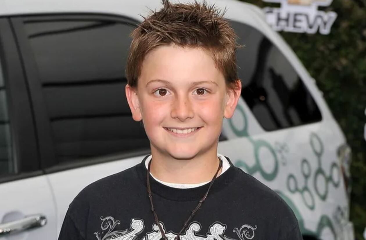 Актор Поліції Нью-Йорка та Відчайдушник домогосподарок помер у віці 27 років Актор Поліції Нью-Йорка та Відчайдушник домогосподарок помер у віці 27 років