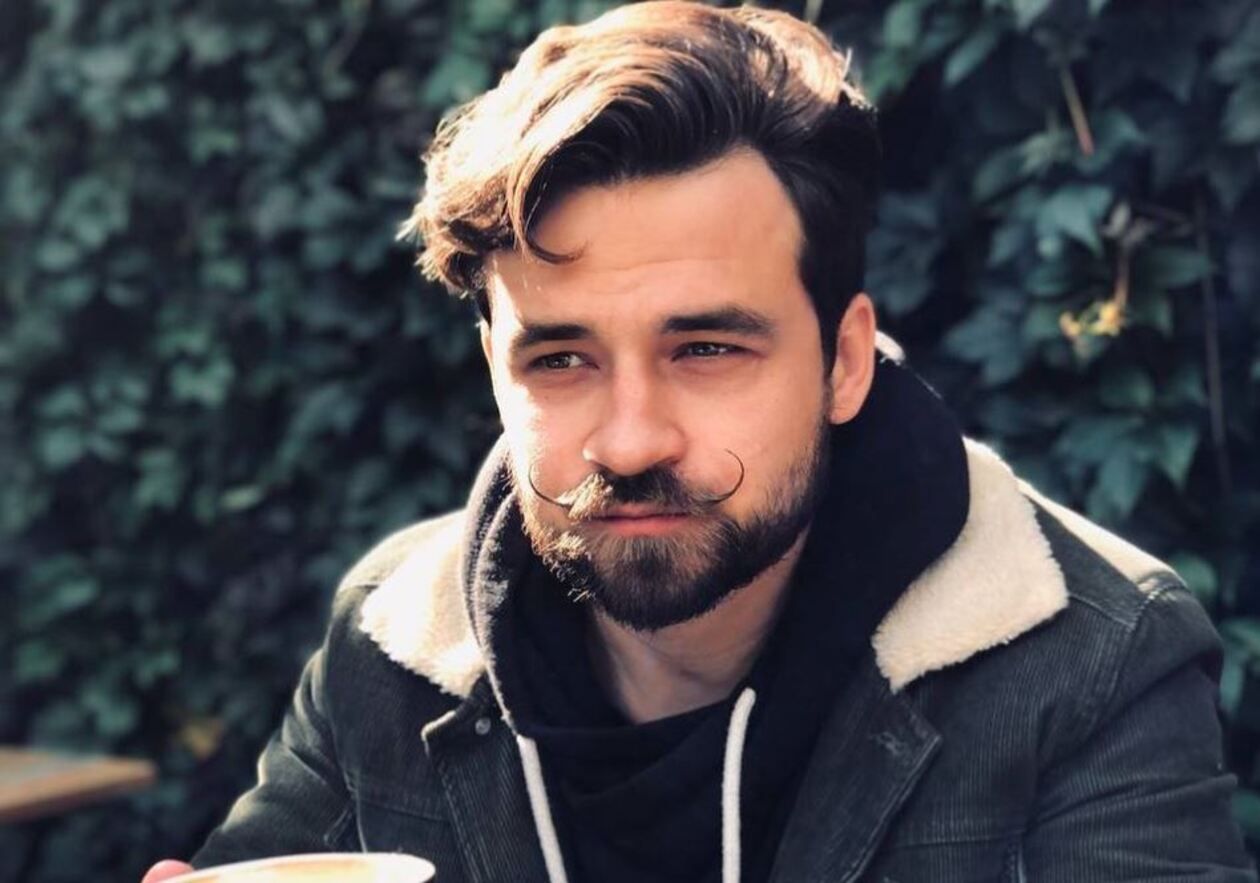 Актер Даниил Мирешкин перестал общаться с родителями, живущими в Крыму