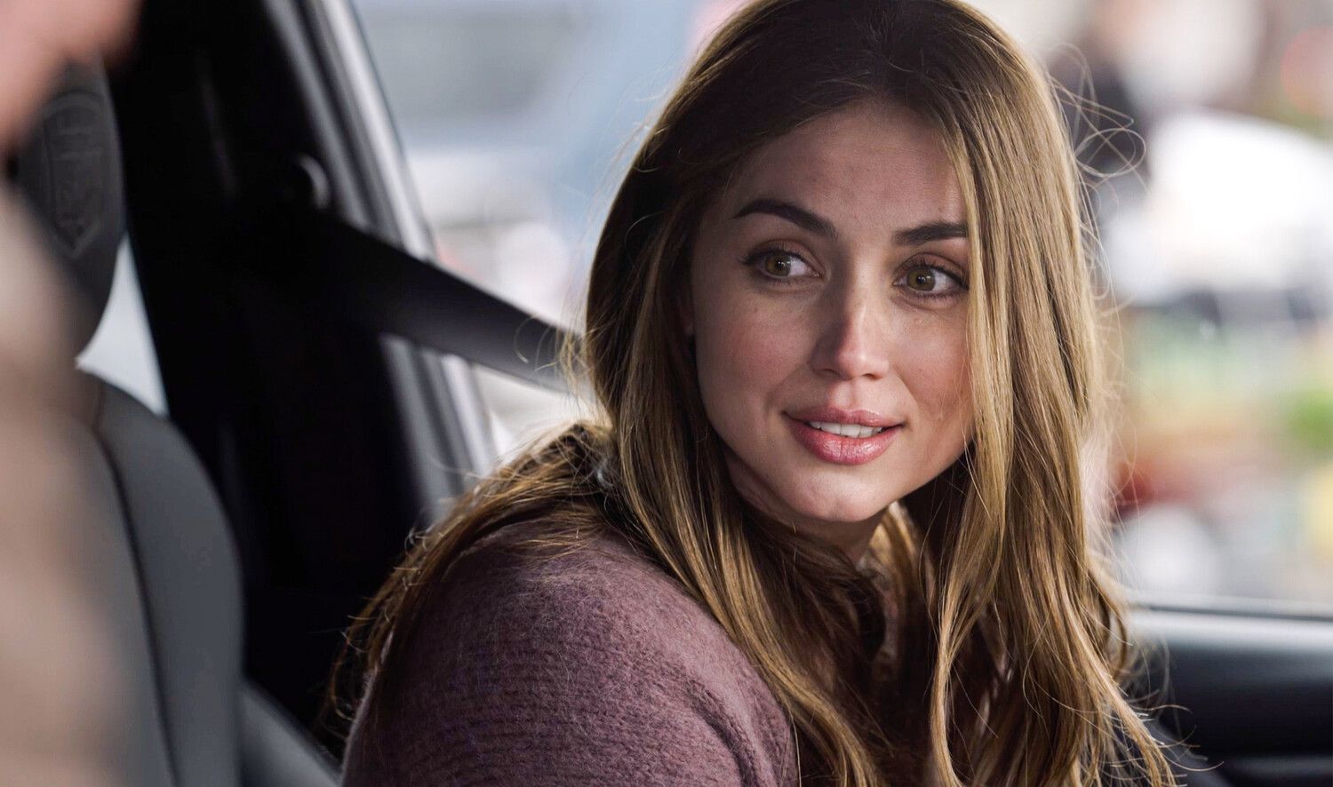 Небезпечне побачення з Аною де Армас та Крісом Евансом 2023 – відгуки на романтичну комедію Небезпечне побачення з Аною де Армас та Крісом Евансом 2023 – відгуки на романтичну комедію