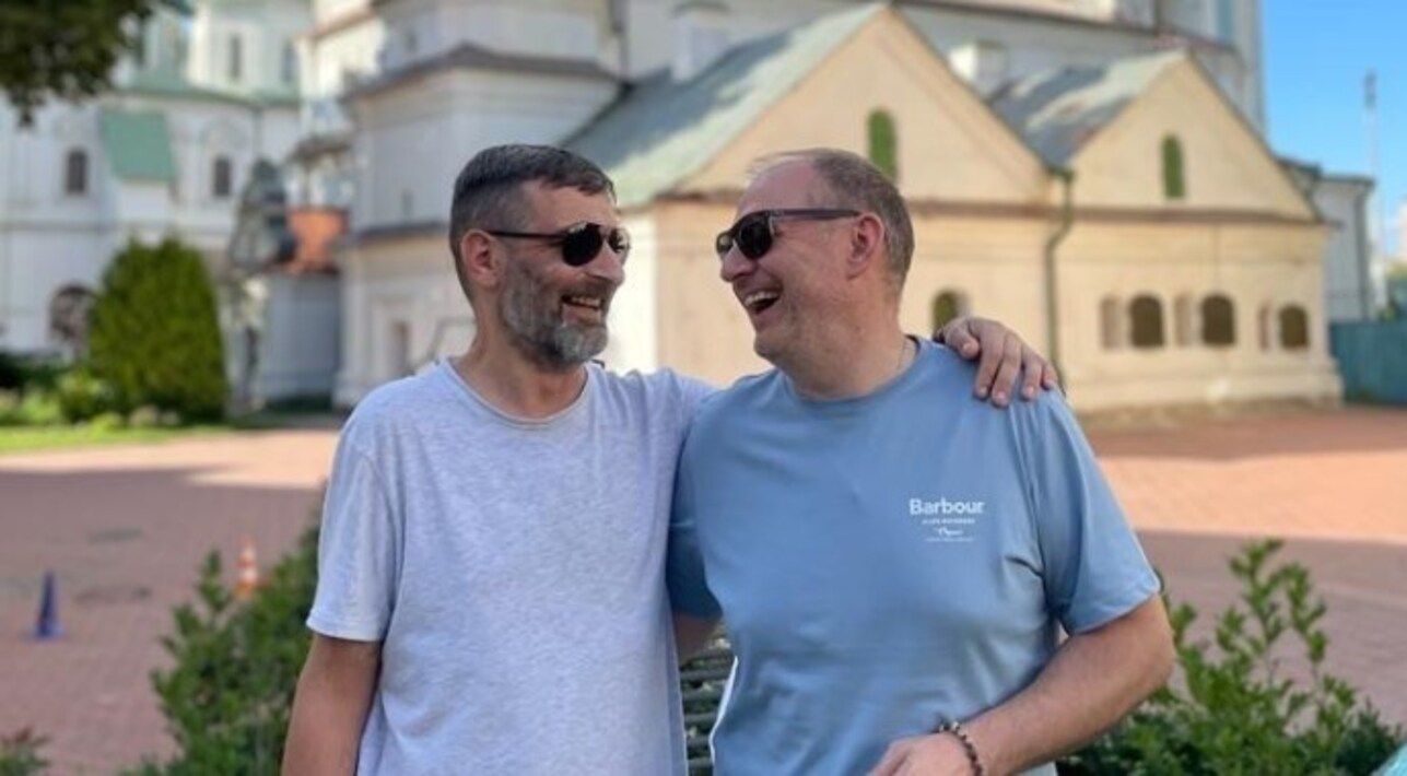 Кевін Костнер, актор Охоронця, приїхав до України – фото з морпіхом Михайлом Діановим Кевін Костнер, актор Охоронця, приїхав до України – фото з морпіхом Михайлом Діановим