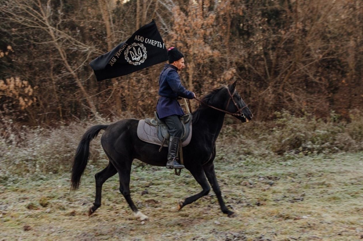 Чорний ворон з Тарасом Цимбалюком онлайн – фільм вийшов на Netflix 