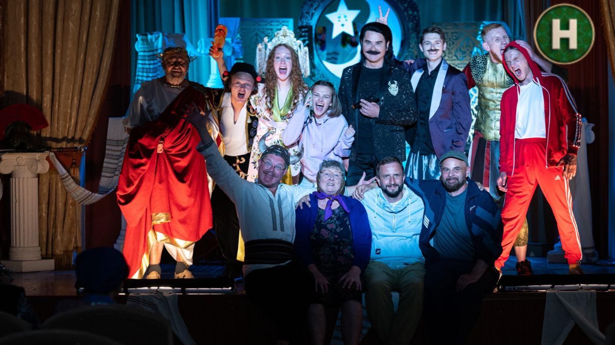 Павло Зібров зіграв у серіалі Голова – яку роль він мріє отримати в майбутньому Павло Зібров зіграв у серіалі Голова – яку роль він мріє отримати в майбутньому