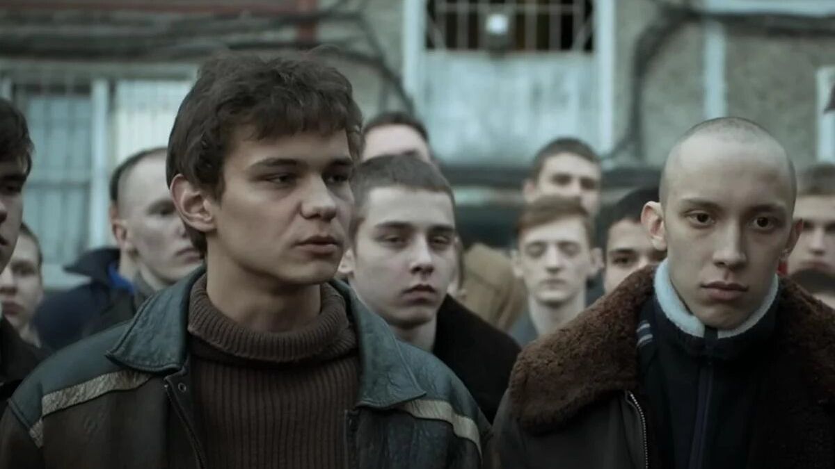 Кадр из сериала "Слово пацана. Кровь на асфальте" Кадр из сериала "Слово пацана. Кровь на асфальте"