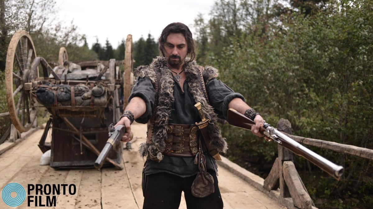 "Довбуш" "Довбуш"