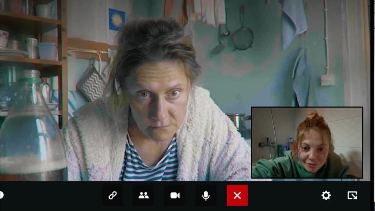 Екатерина Кистень в фильме "Оставайся онлайн" Екатерина Кистень в фильме "Оставайся онлайн"