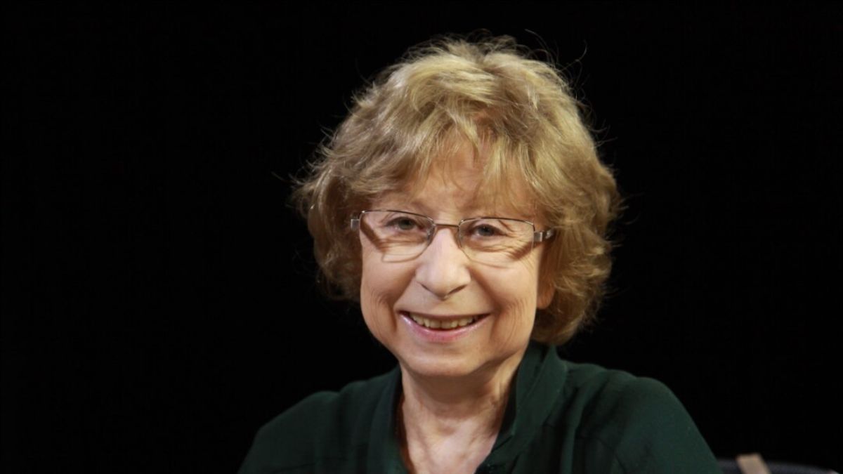 Лия Ахеджахова Лия Ахеджахова