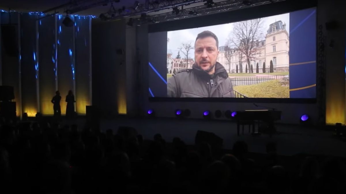 Владимир Зеленский выступил на фестивале Cinema for Victory - что сказал президент, видео Владимир Зеленский выступил на фестивале Cinema for Victory - что сказал президент, видео