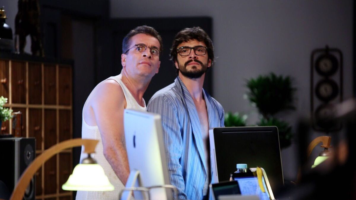 Фільм "Божевільна сімейка" Фільм "Божевільна сімейка"