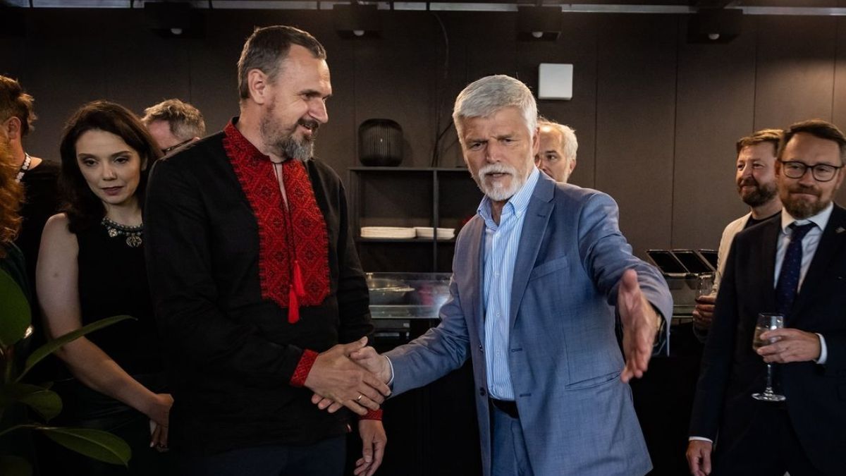 Олег Сенцов зустрівся з президентом Чехії Олег Сенцов зустрівся з президентом Чехії