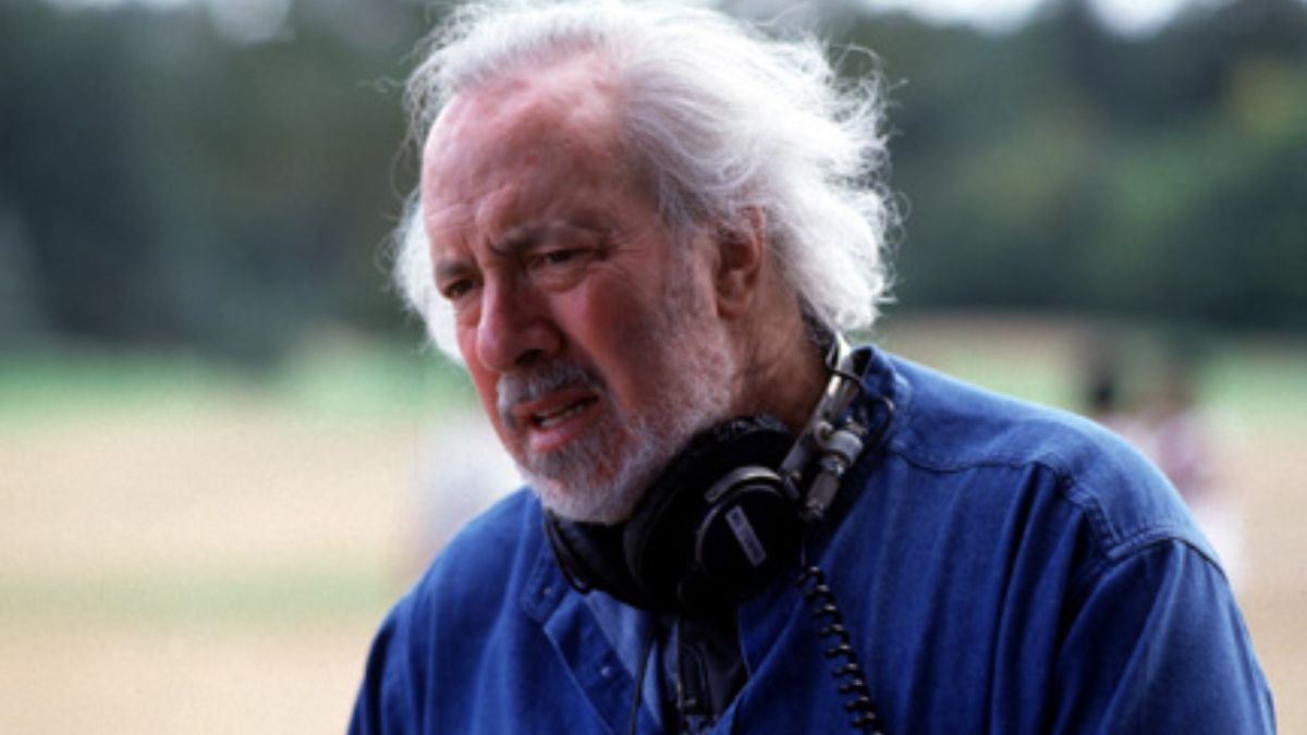 Роберт Таун у фільмі Без обмежень Роберт Таун у фільмі Без обмежень