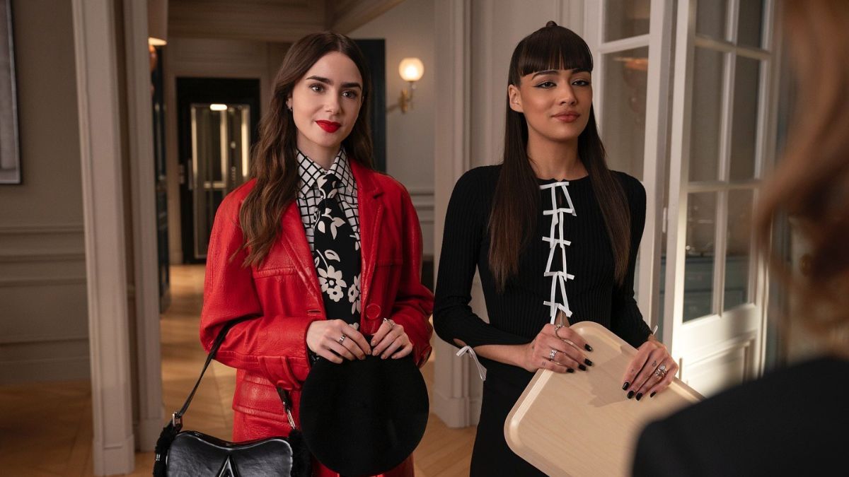 Кадр из сериала "Эмили в Париже" Кадр из сериала "Эмили в Париже"