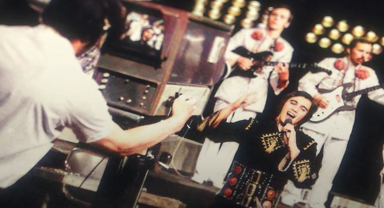 "Яремчук: Незрівнянний світ краси" "Яремчук: Незрівнянний світ краси"