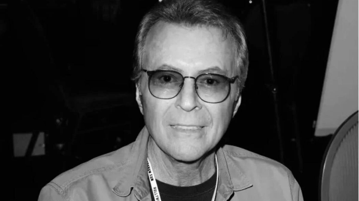 Джеймс Даррен Джеймс Даррен