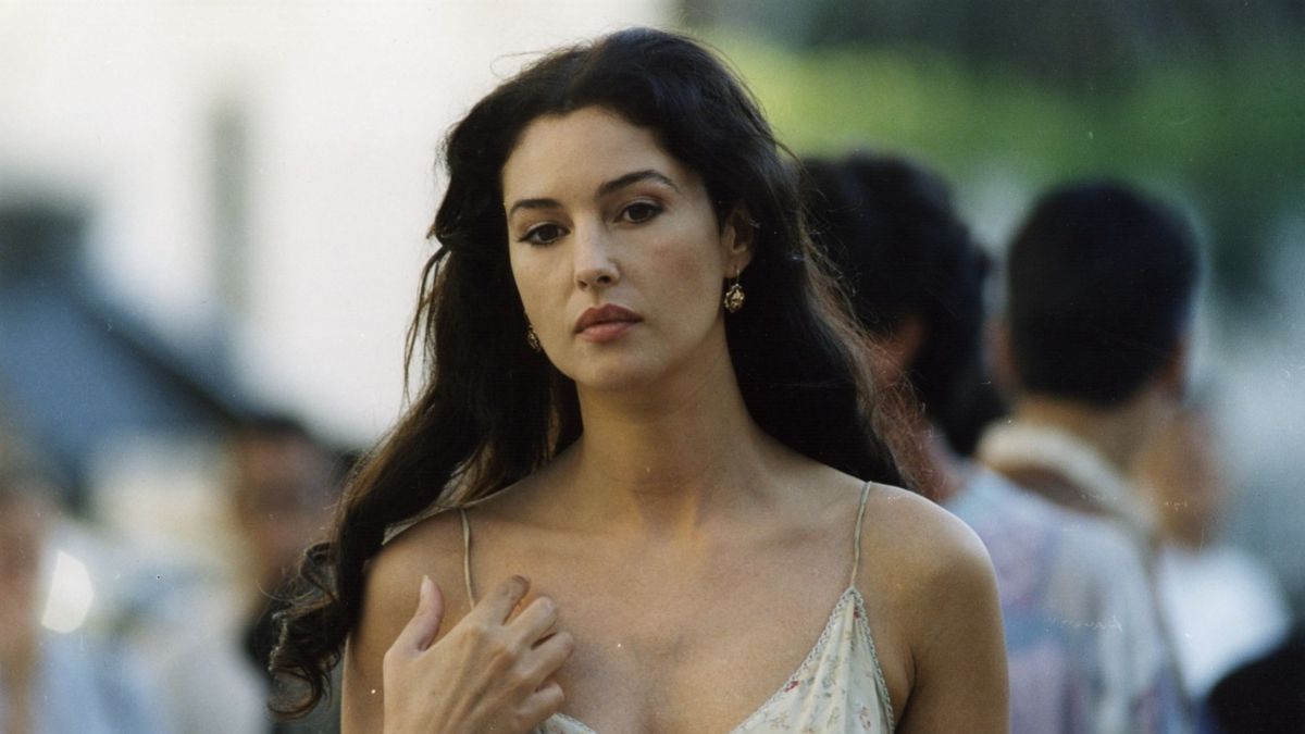 Моника Белуччи в фильме "Малена" Моника Белуччи в фильме "Малена"