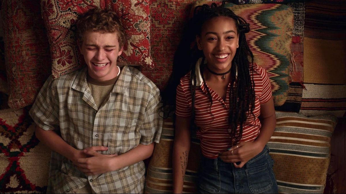 Минисериал "Повсюду тлеют пожары" Минисериал "Повсюду тлеют пожары"