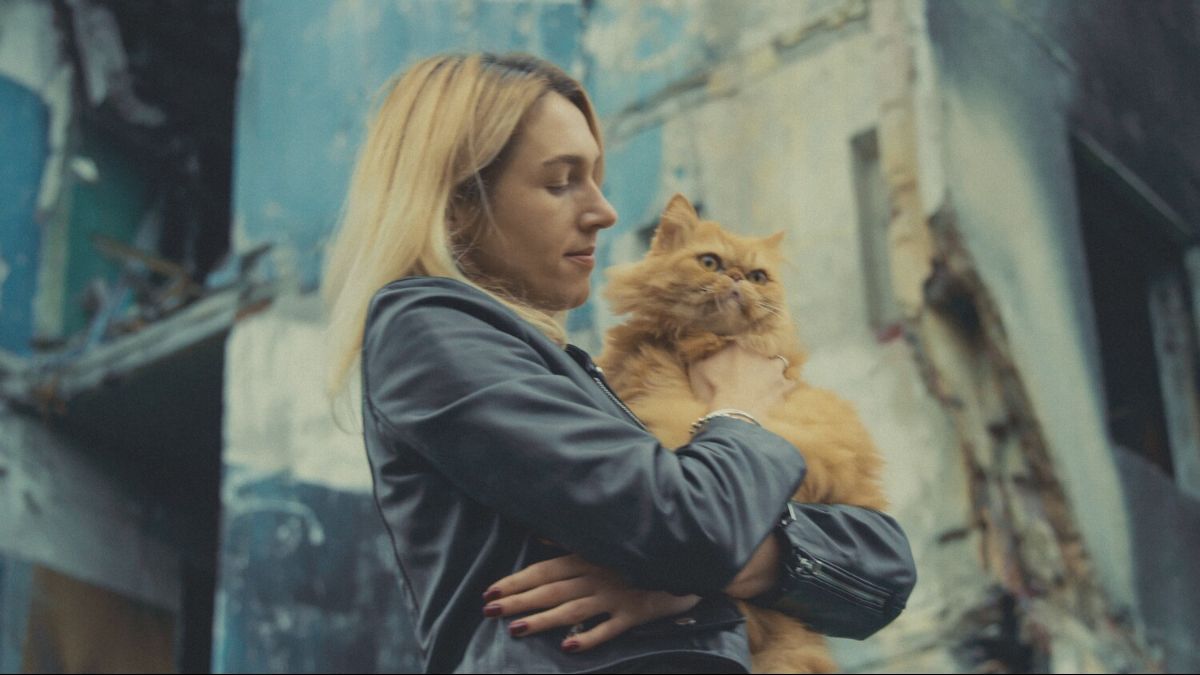 Фільм "Ми, наші улюбленці та війна" Фільм "Ми, наші улюбленці та війна"