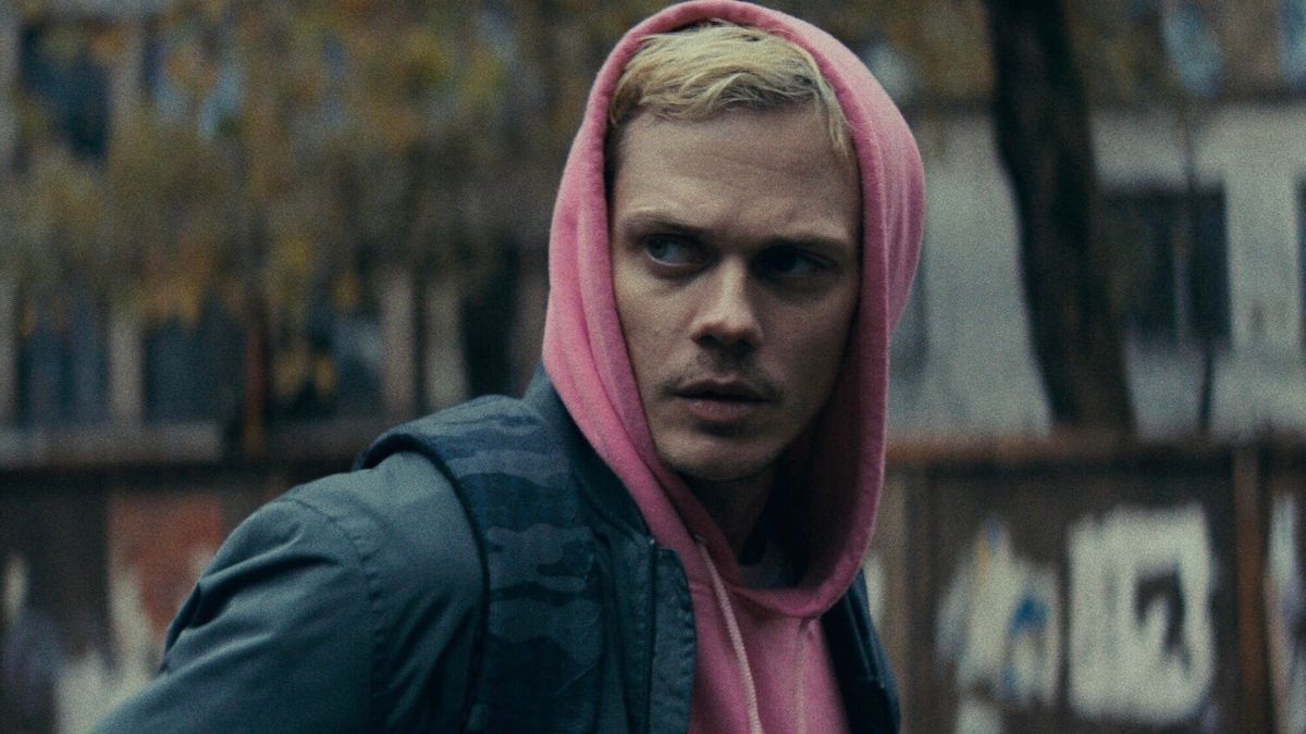 Фільм "Під замком" Фільм "Під замком"