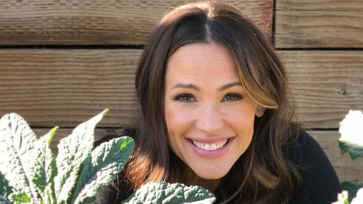 Дженніфер Гарнер Дженніфер Гарнер