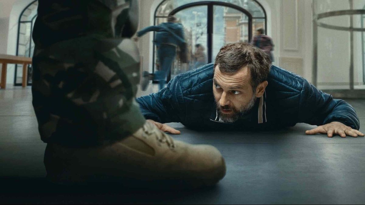 Фильм "Заложник в магазине Apple"