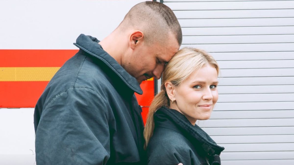 Серіал "Кохання і полум'я" Серіал "Кохання і полум'я"