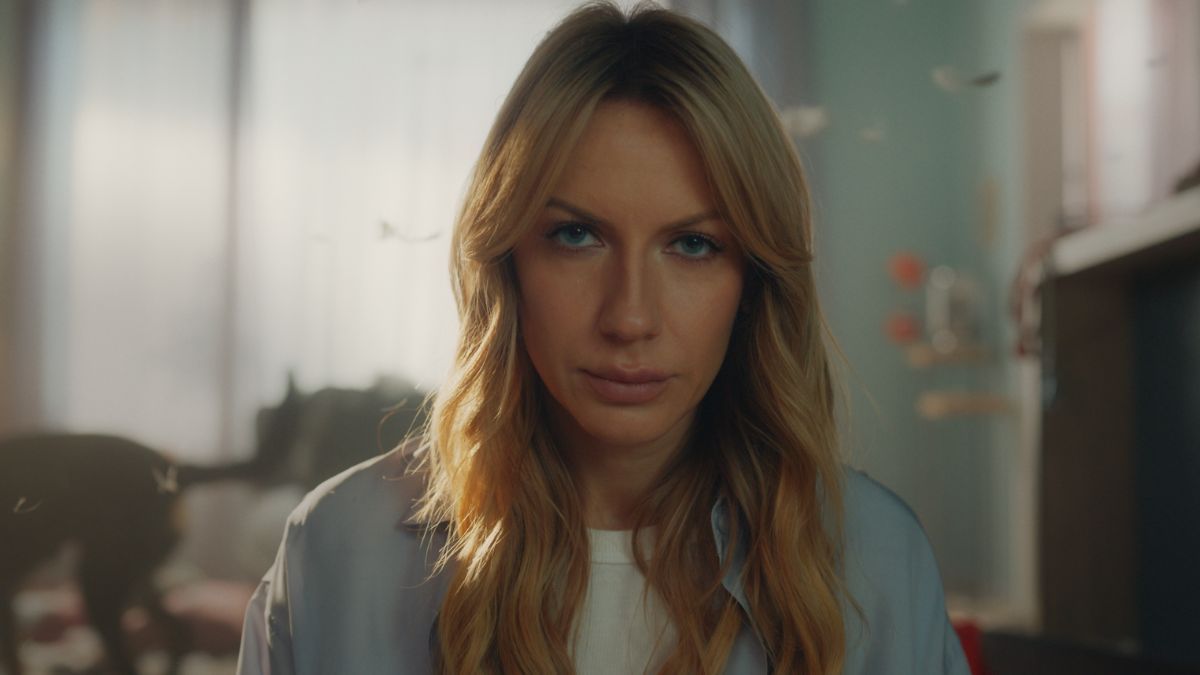 Леся Никитюк в фильме "Песики"