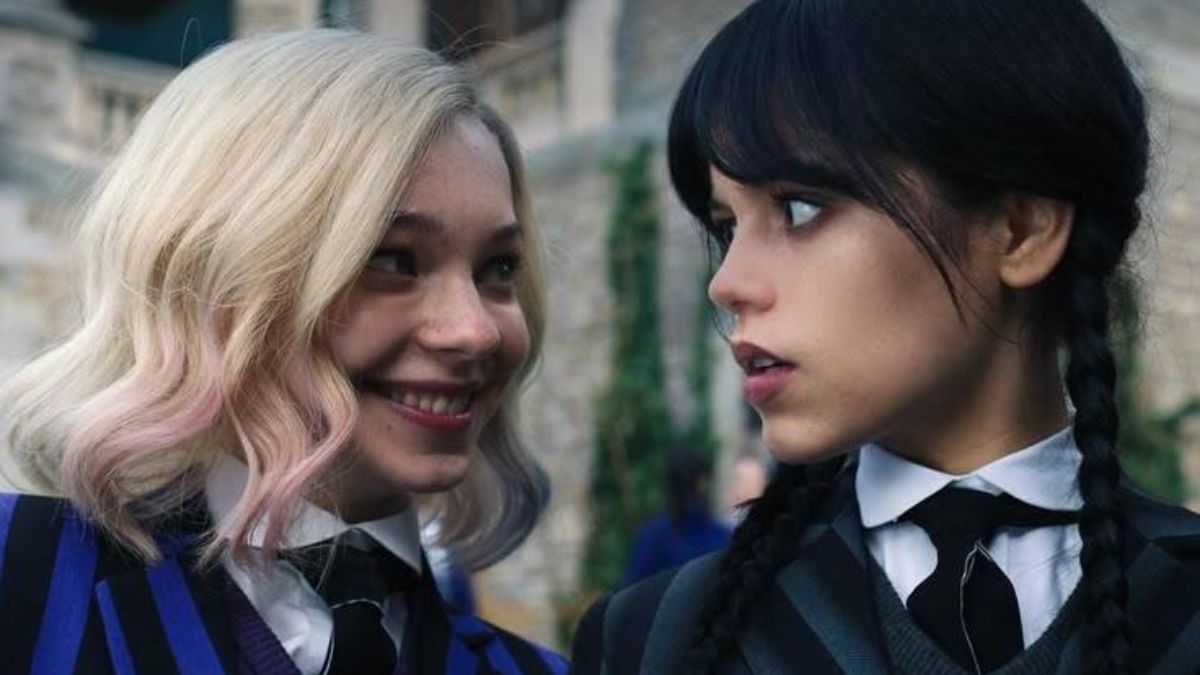 Сериал "Венздей"