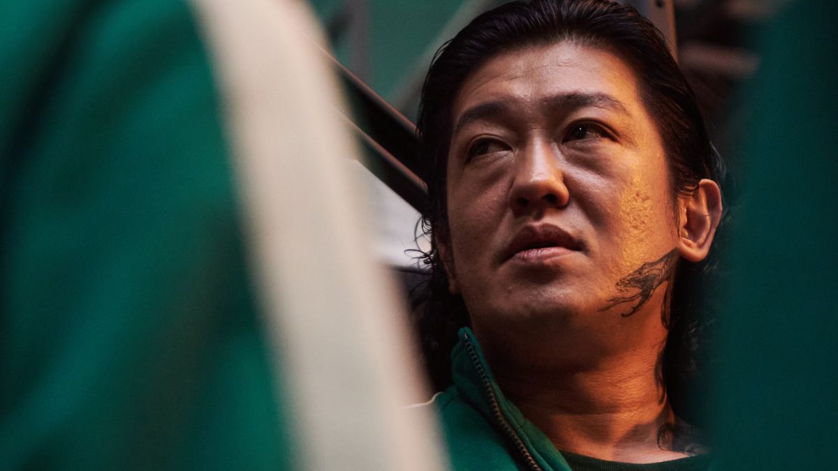 Хо Сон Тхэ в сериале "Игра в кальмара" Хо Сон Тхэ в сериале "Игра в кальмара"