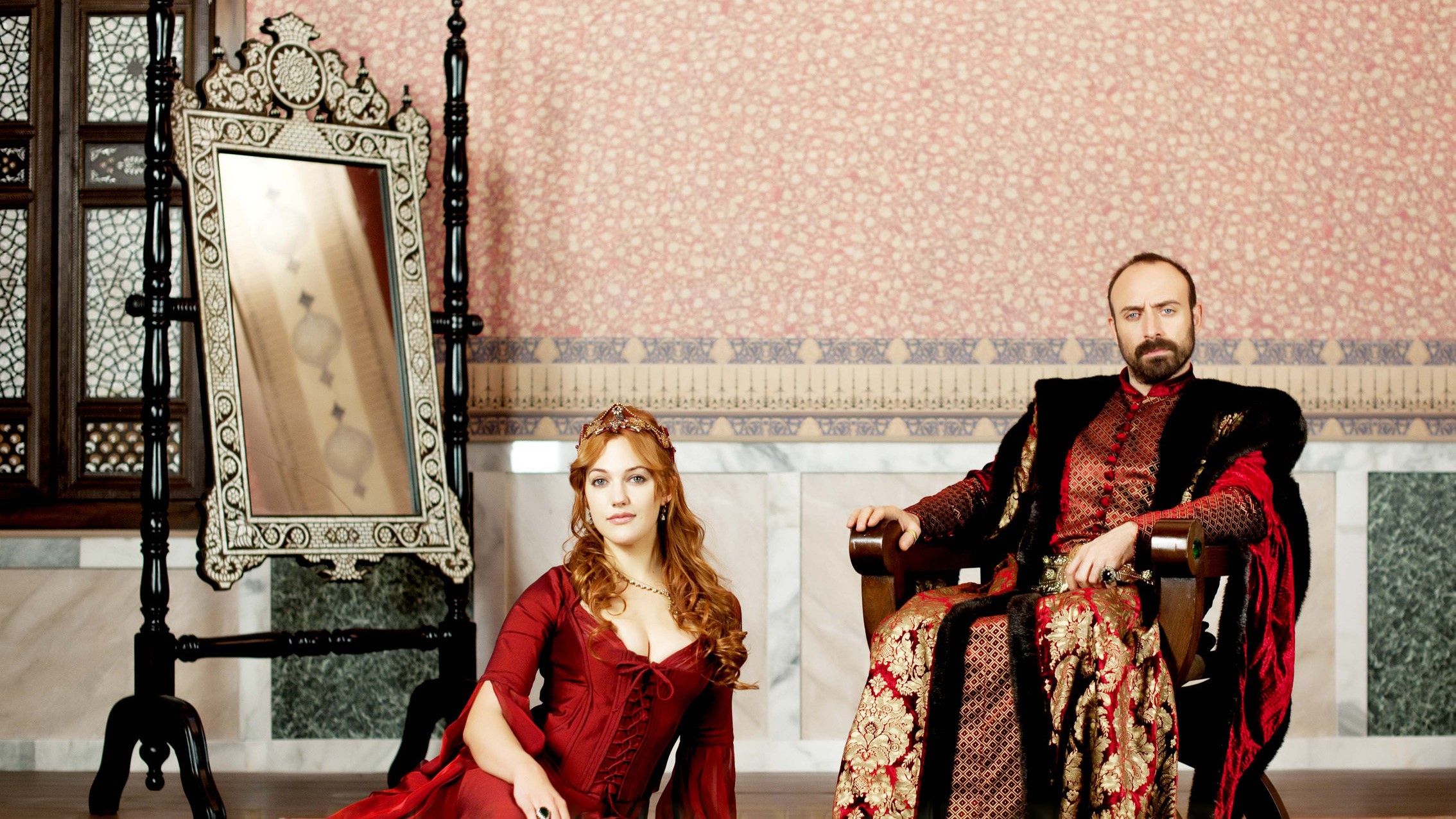 "Величне століття" "Величне століття"