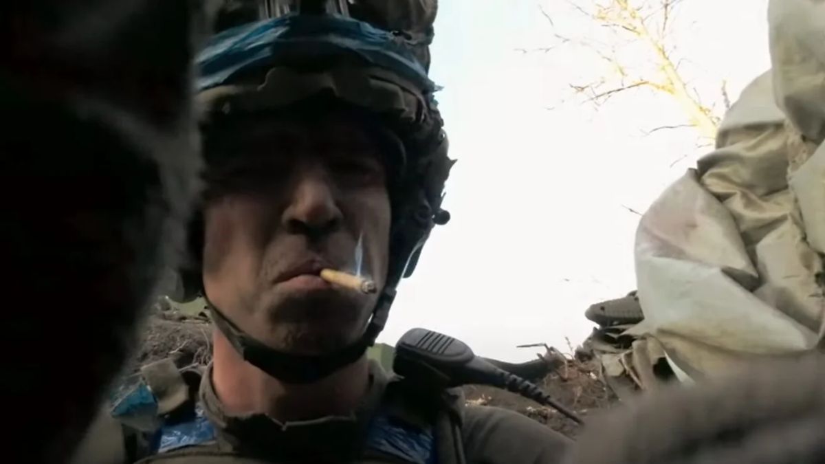 Фильм "2000 метров до Андреевки"