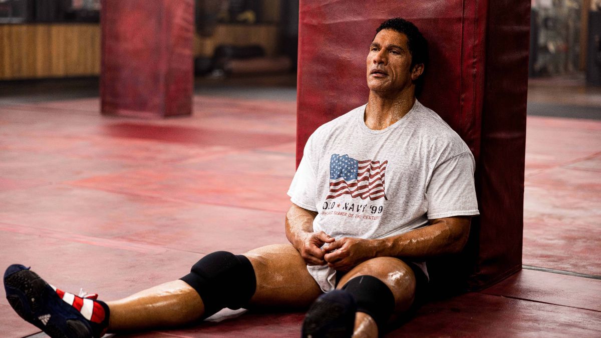 Фильм "Несокрушимый" Фильм "Несокрушимый"