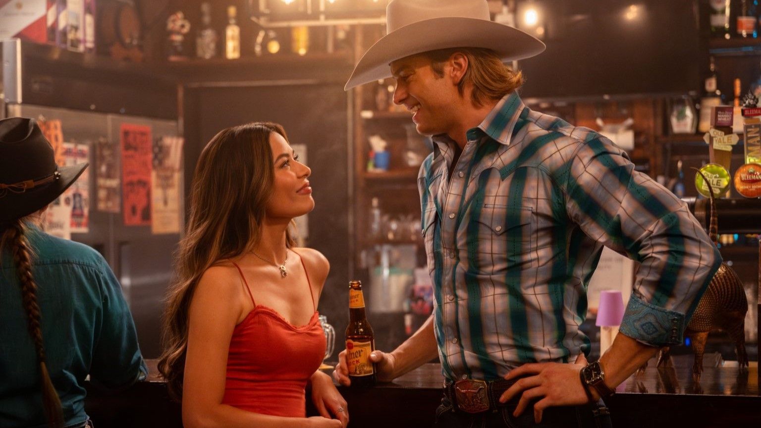 Кадр из фильма "Не тот Париж" Кадр из фильма "Не тот Париж"