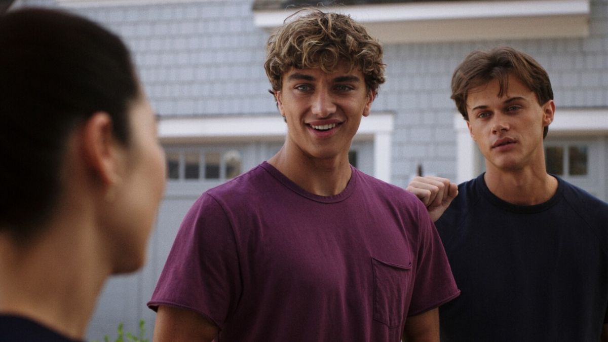 Серіал "Літо, коли я стала вродливою" Серіал "Літо, коли я стала вродливою"