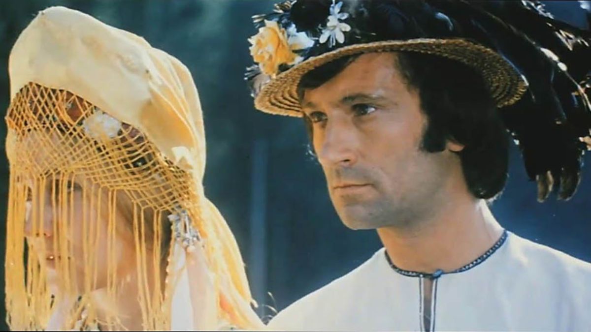 Фільм "Білий птах з чорною ознакою"