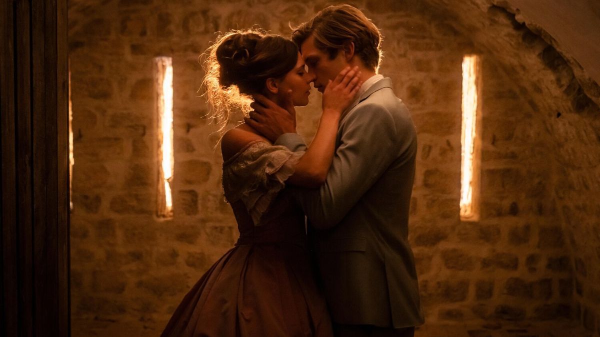 Макстон-Холл – світ між нами Макстон-Холл – світ між нами