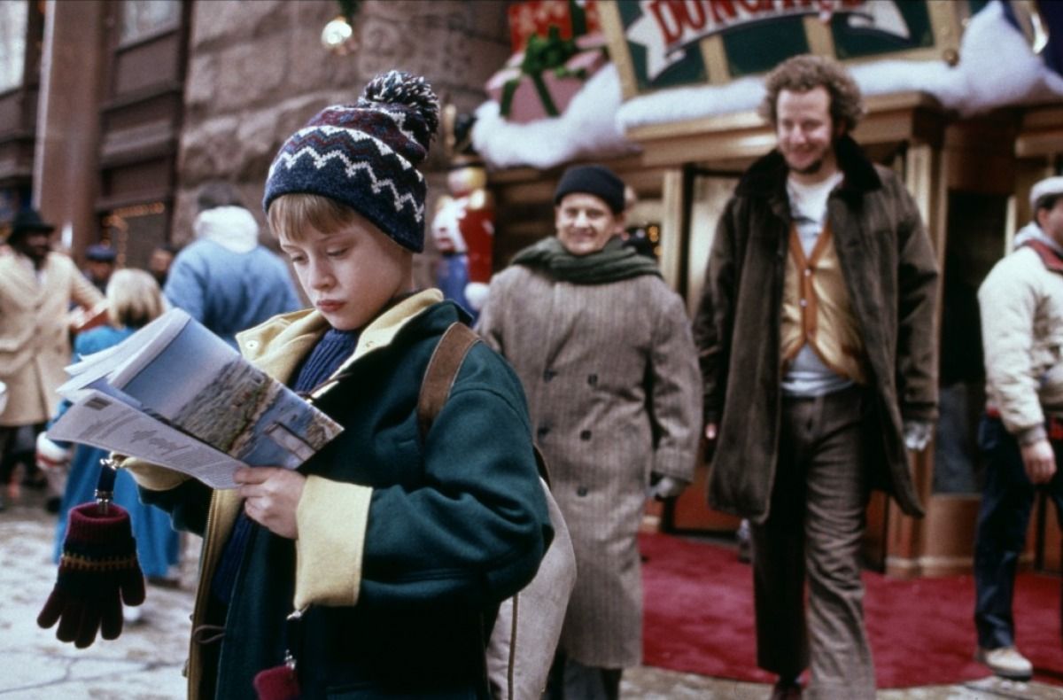 Фільм "Сам удома 2"