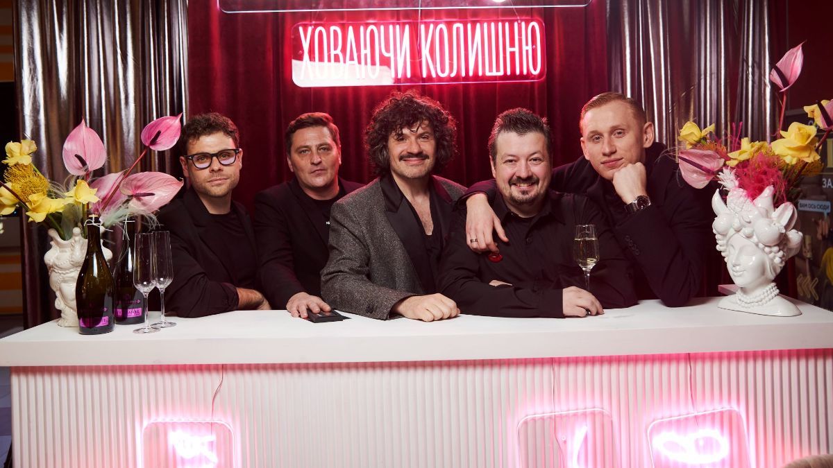 Актори серіалу "Ховаючи колишню"