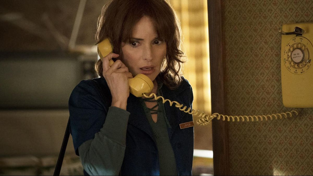 Сериал "Странные дела" Сериал "Странные дела"