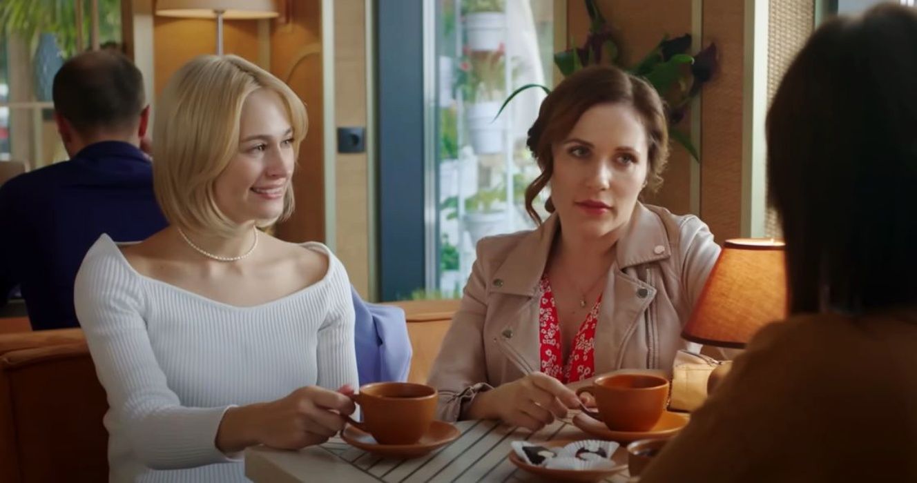 Цимбалару і Денисенко в серіалі "Дівчата"