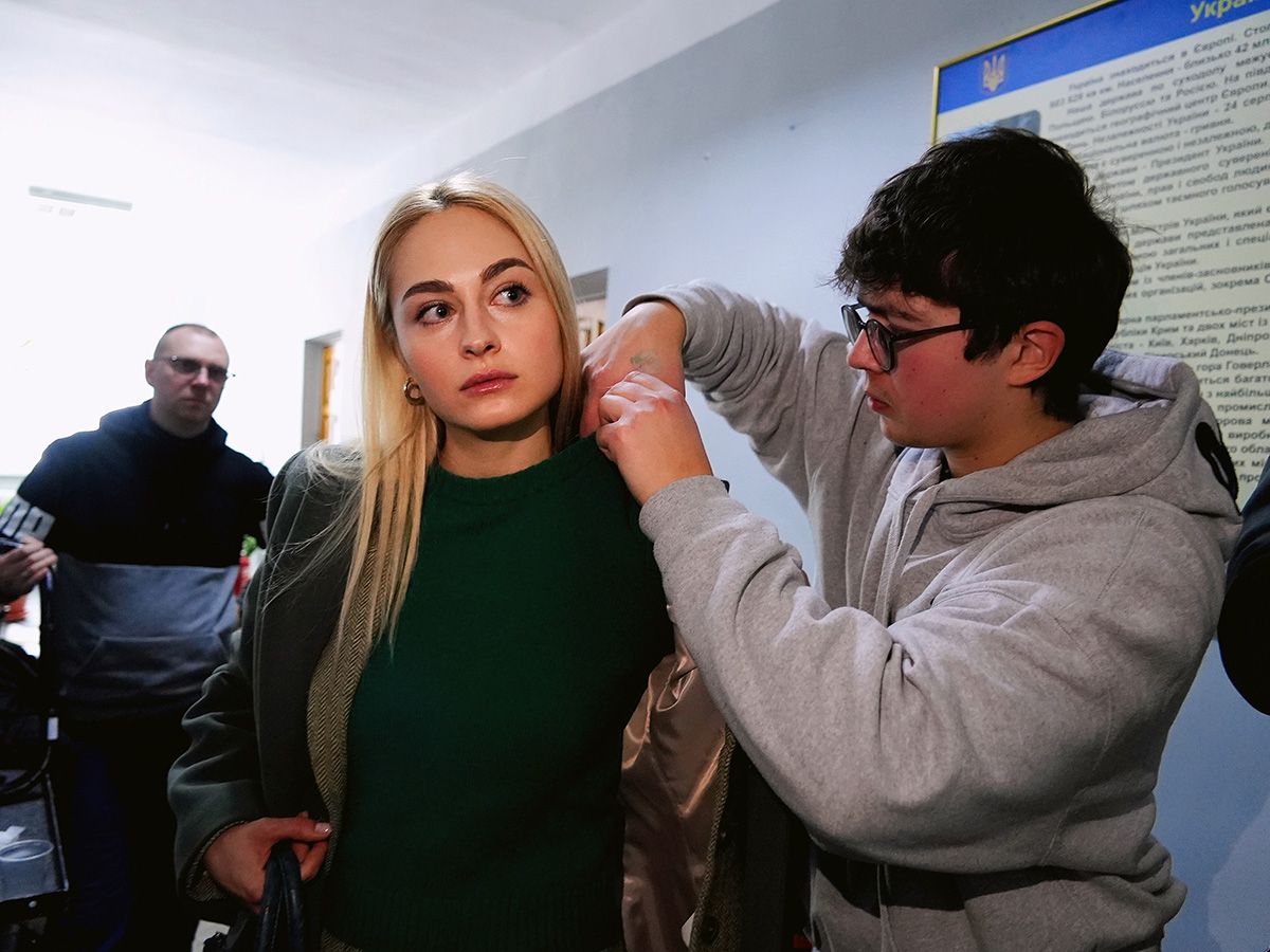 Анастасія Цимбалару на зйомках серіалу "Швидкарі" Анастасія Цимбалару на зйомках серіалу "Швидкарі"